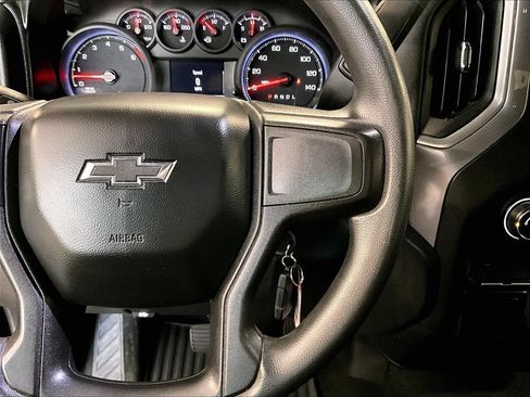 Used 2021 Chevrolet Silverado 1500 Custom Trail Boss AWD/4WD image 24