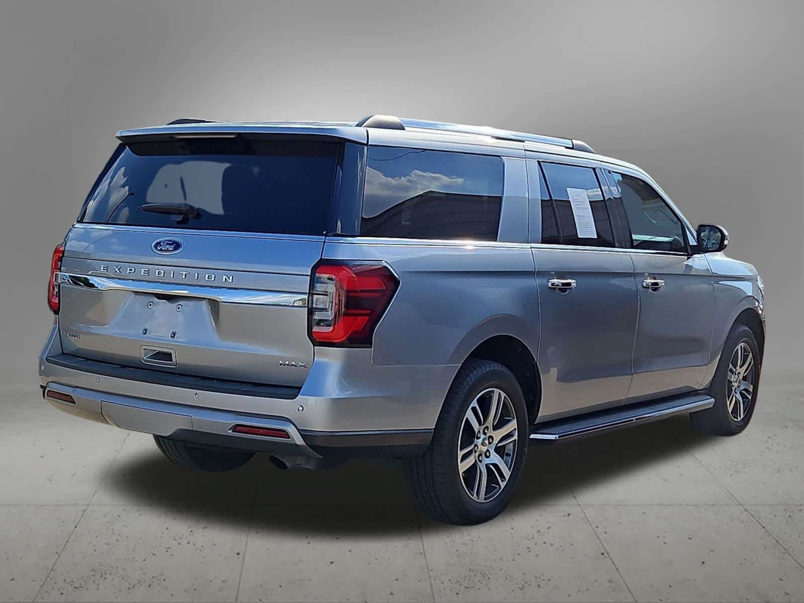 Used 2022 Ford Expedition Max Limited RWD image 6