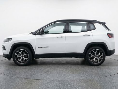 Used 2025 Jeep Compass Limited AWD/4WD image 5