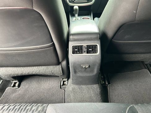Used 2017 Nissan Altima 2.5 SV w/ Convenience Package FWD image 26