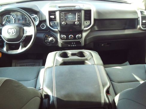 Used 2019 RAM 1500 Big Horn AWD/4WD image 35