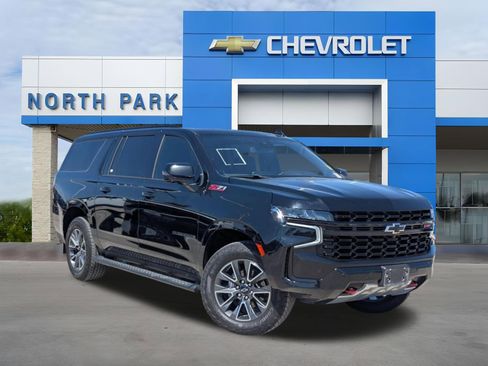 Used 2023 Chevrolet Suburban Z71 w/ Luxury Package image 1