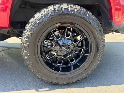 Used 2019 Ford F250 Lariat w/ Lariat Ultimate Package AWD/4WD image 23
