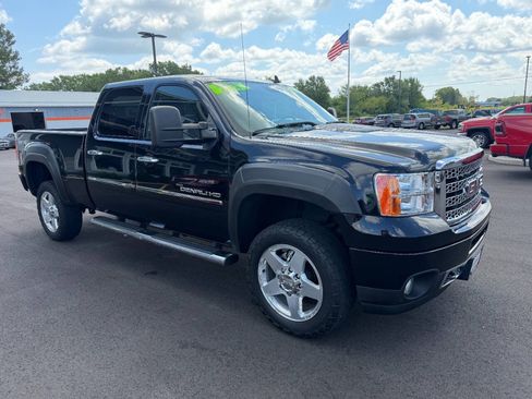 Used 2012 GMC Sierra 2500 Denali w/ Snow Plow Prep Package AWD/4WD image 8