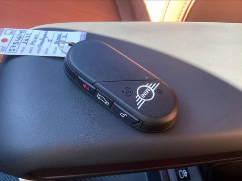 Used 2025 MINI Cooper Countryman S w/ Comfort Package Max image 15