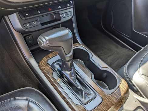 Used 2018 GMC Canyon Denali image 29