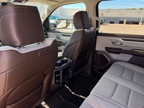 New 2026 RAM 1500 Laramie AWD/4WD image 19