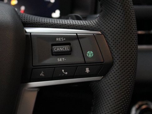 New 2026 Mitsubishi Outlander SE image 10