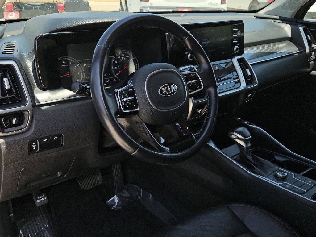 Used 2021 Kia Sorento S AWD/4WD image 14