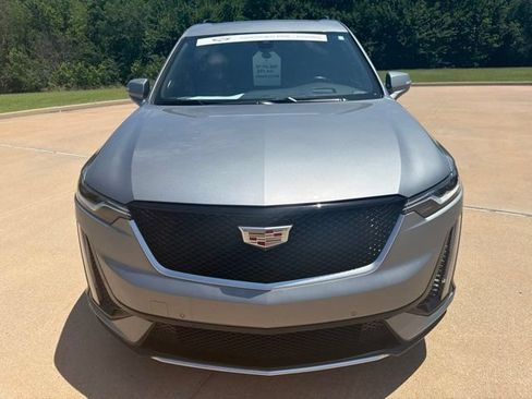 Certified 2024 Cadillac XT6 Sport w/ Technology Package AWD/4WD image 8