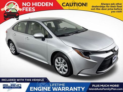 Certified 2024 Toyota Corolla LE image 1