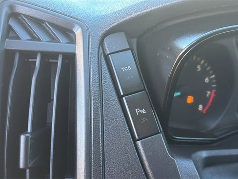 Used 2015 Ford Transit 150 Base image 22