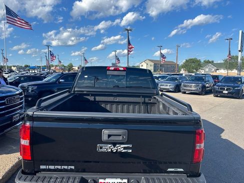 Used 2015 GMC Sierra 1500 SLE w/ SLE Value Package AWD/4WD image 10