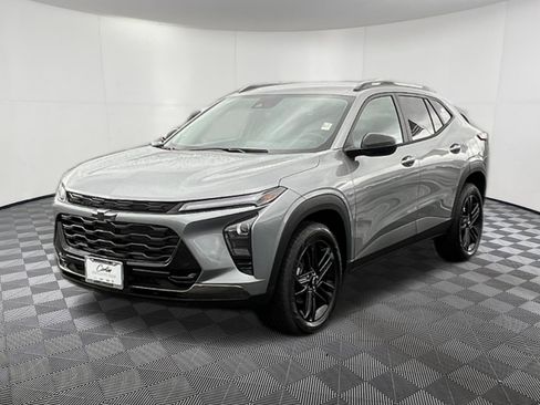 New 2026 Chevrolet Trax ACTIV w/ Driver Confidence Package image 3