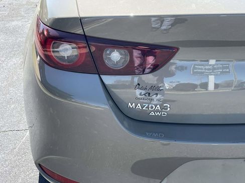 Used 2024 MAZDA MAZDA3 s image 12