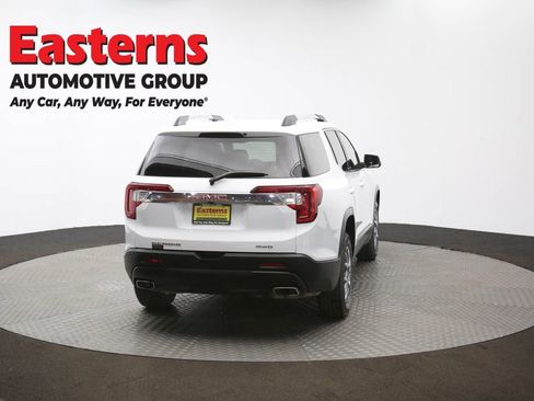 Used 2023 GMC Acadia SLT image 43
