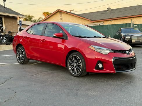 Used 2014 Toyota Corolla S FWD image 3