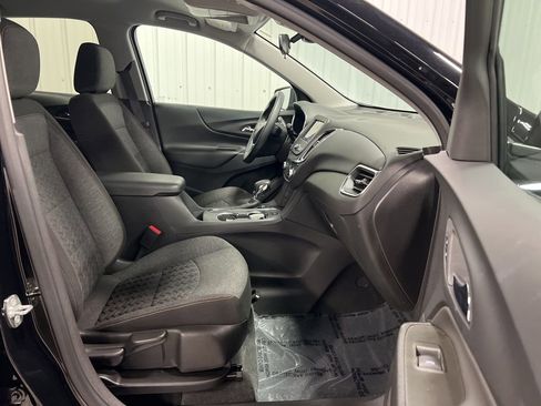Certified 2023 Chevrolet Equinox LT AWD/4WD image 9