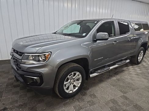 Used 2022 Chevrolet Colorado LT w/ LT Convenience Package image 10