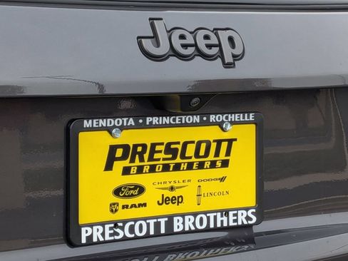 Used 2024 Jeep Compass Trailhawk w/ Trailhawk Elite Group AWD/4WD image 25