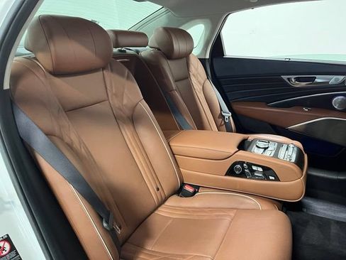 Used 2019 Kia K900 Luxury w/ VIP Package AWD/4WD image 14
