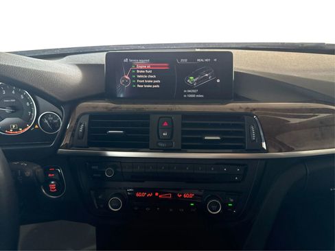 Used 2014 BMW 328i xDrive Wagon AWD/4WD image 14