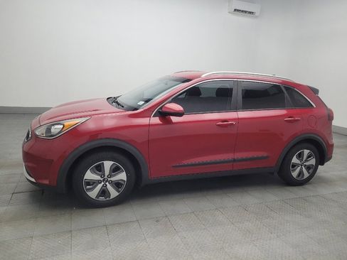 Used 2017 Kia Niro LX image 2