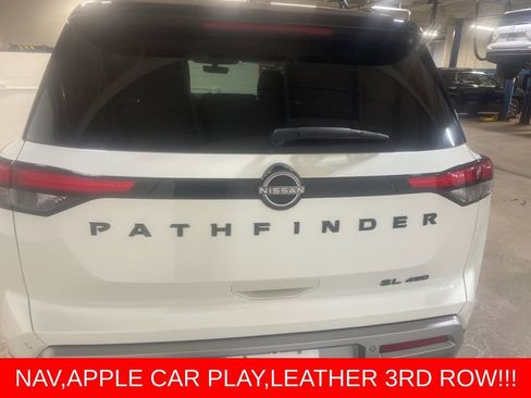 Used 2023 Nissan Pathfinder SL w/ Lighting Package (N92) image 5