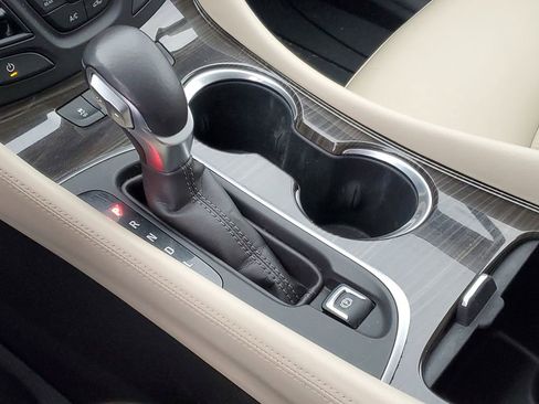 Used 2019 Buick Envision Preferred w/ LPO, Active Package image 19