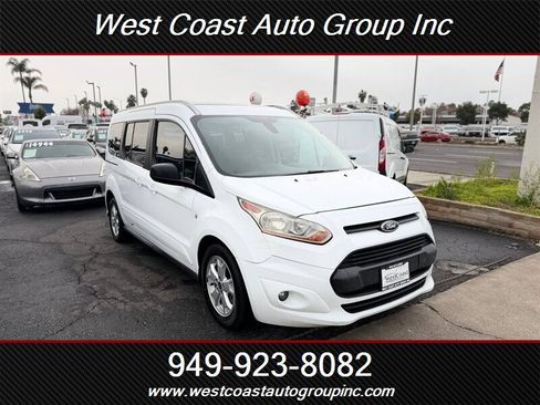 Used 2016 Ford Transit Connect XLT image 2