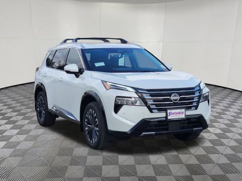 New 2026 Nissan Rogue Platinum w/ Platinum Premium Package image 2