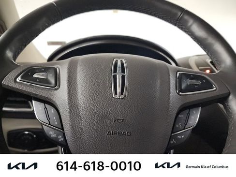 Used 2018 Lincoln MKX Reserve w/ Driver Assistance Package image 22