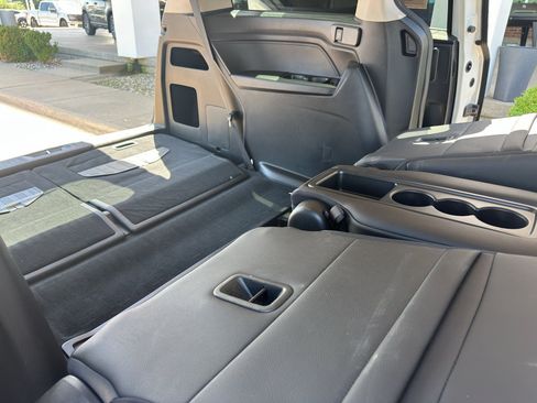 Used 2025 Honda Odyssey EX-L image 39