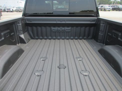 New 2026 GMC Sierra 2500 Denali Ultimate AWD/4WD image 7