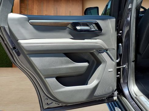 New 2026 Chevrolet Tahoe High Country AWD/4WD image 27