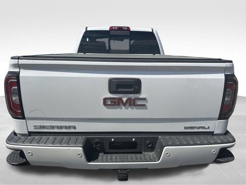 Used 2018 GMC Sierra 1500 Denali w/ Denali Ultimate Package AWD/4WD image 4