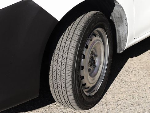 Used 2018 Nissan NV200 S w/ Cruise Control Package image 34