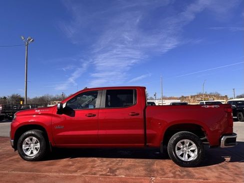 Used 2020 Chevrolet Silverado 1500 LT w/ Texas Edition image 9