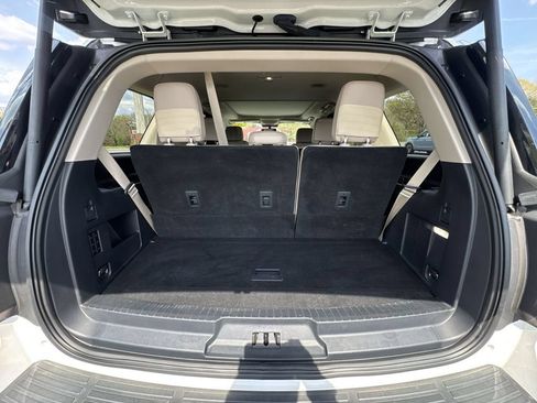 Used 2024 Ford Expedition Limited AWD/4WD image 25