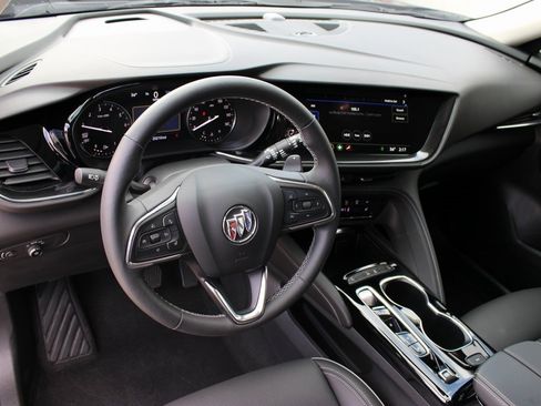 Used 2023 Buick Envision Essence image 11