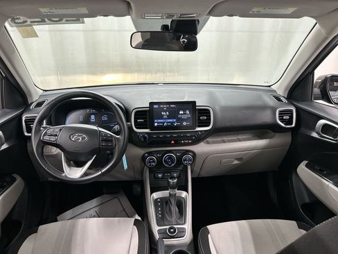 Used 2023 Hyundai Venue SEL w/ Cargo Package image 18