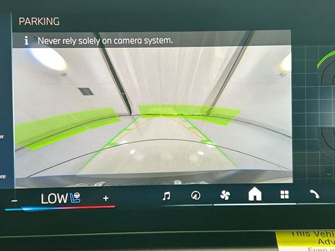 New 2026 BMW X3 xDrive30 w/ Convenience Package AWD/4WD image 15