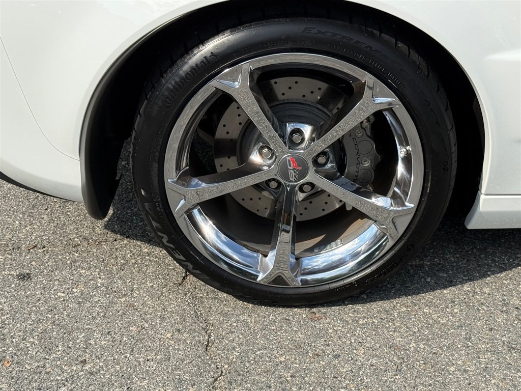 Used 2013 Chevrolet Corvette Grand Sport w/ 4LT Preferred Equipment Group RWD image 39