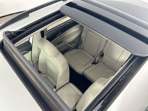 Certified 2020 Volkswagen Atlas SE w/ Panoramic Sunroof Package AWD/4WD image 21