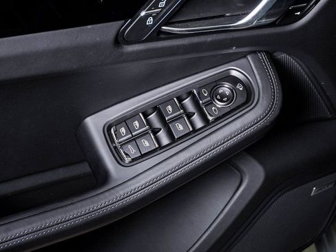 New 2026 Porsche Macan S image 26