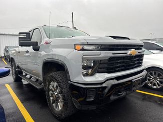 Used 2025 Chevrolet Silverado 2500 Custom w/ Custom Value Package AWD/4WD video 2