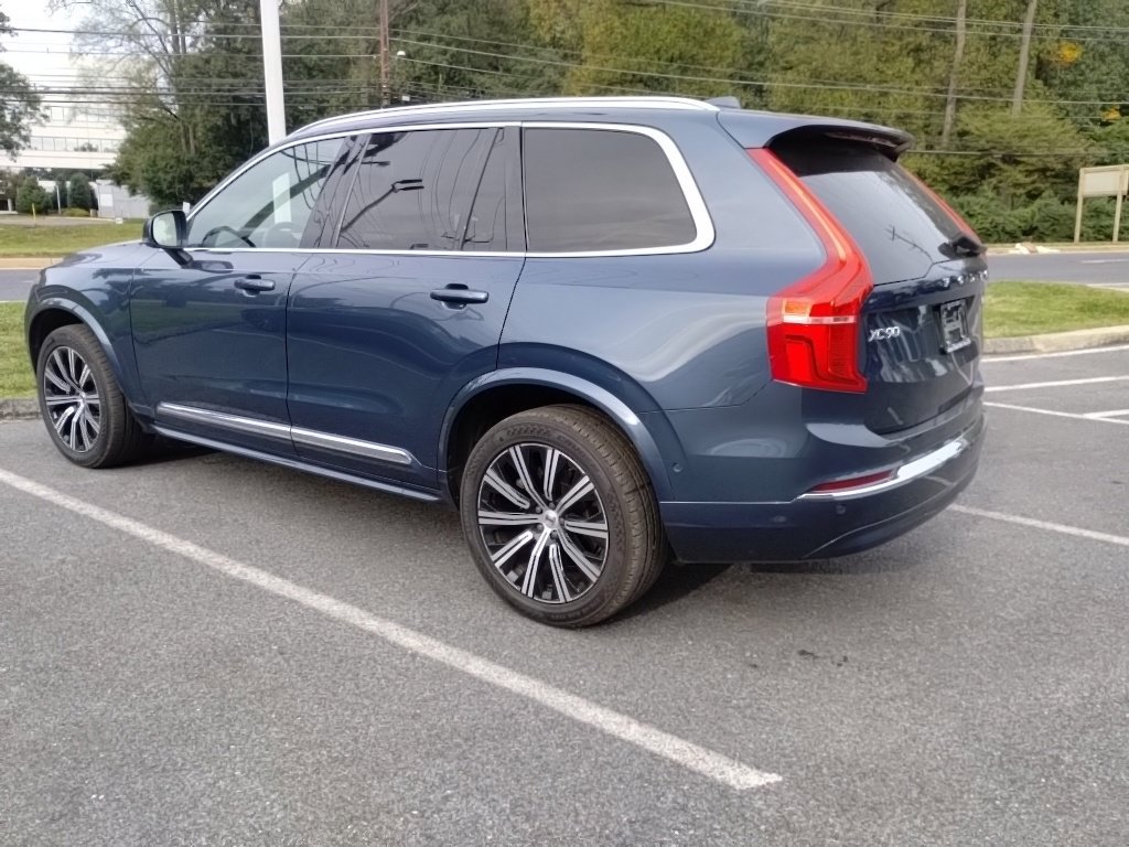 Used 2024 Volvo XC90 B6 Plus AWD/4WD image 3