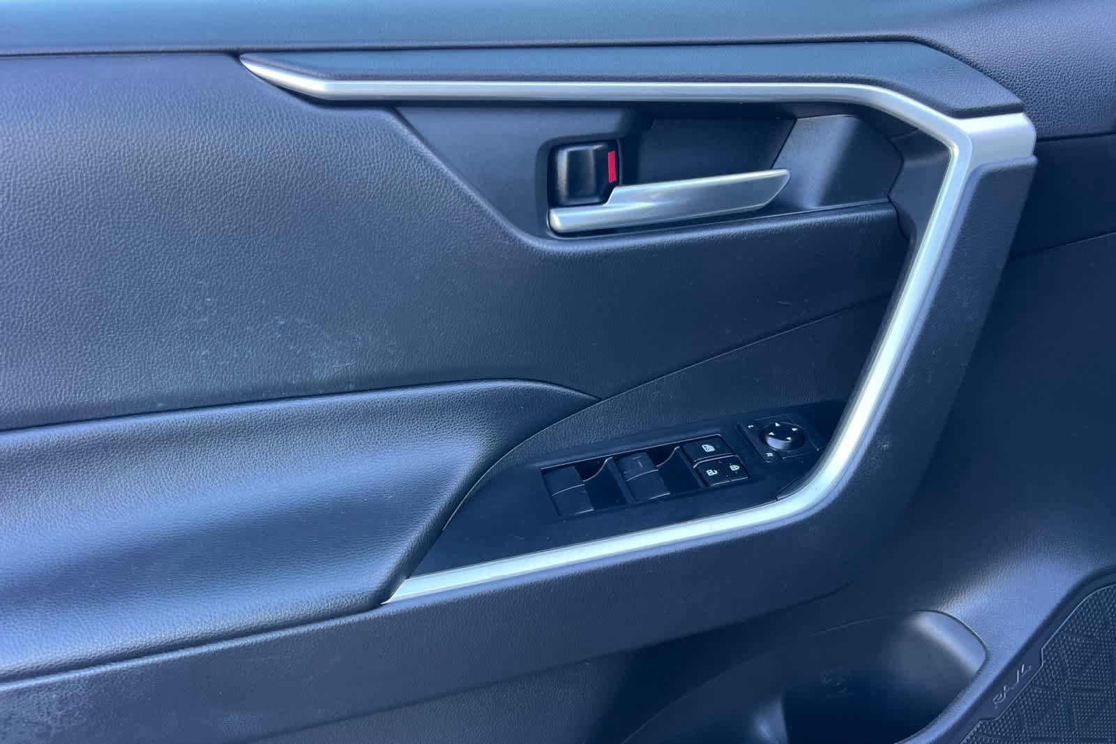 Certified 2021 Toyota RAV4 XLE FWD image 12