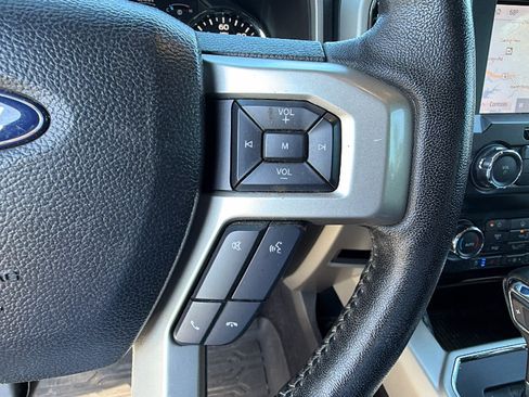 Used 2020 Ford F150 Lariat w/ Lariat Bed Utility Package AWD/4WD image 28