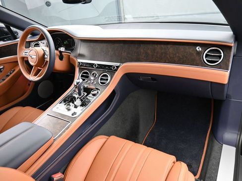 New 2026 Bentley Continental GTC AWD/4WD image 28
